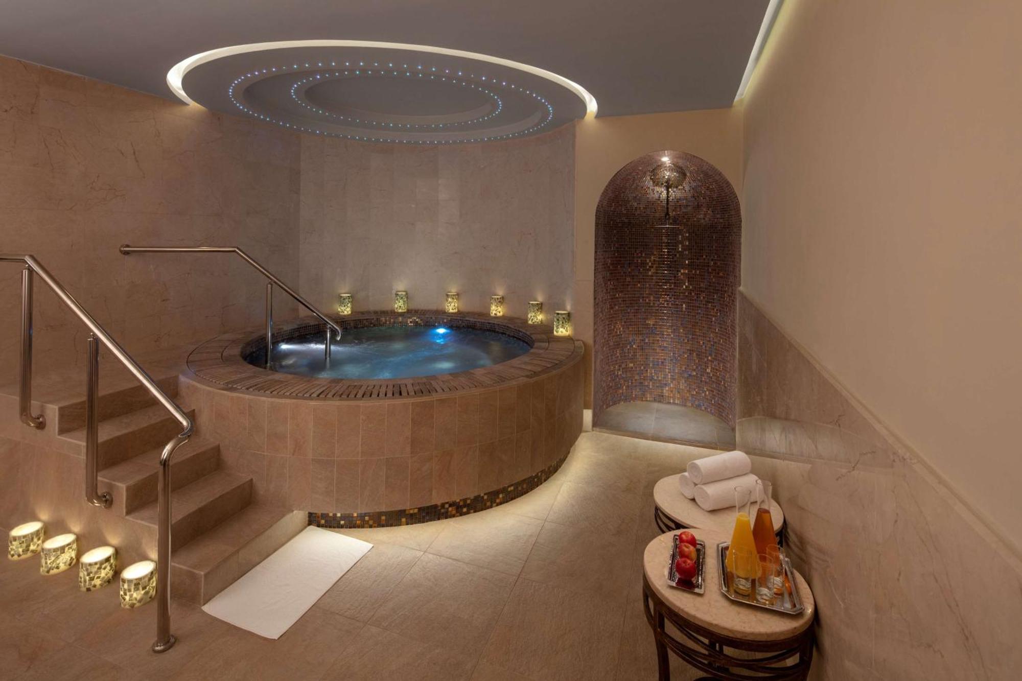 Grand Hyatt Hotel